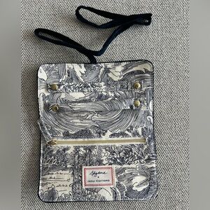 NWOT Sezane Dark Navy Velvet Jewelry Case